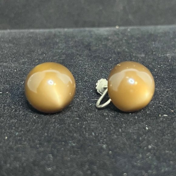 Richelieu Sterling Silver Lucite Moonglow Dome Button Screw Back Earrings (3508) - Picture 7 of 7